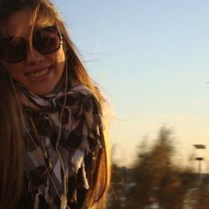 Meet your Posher, Lana